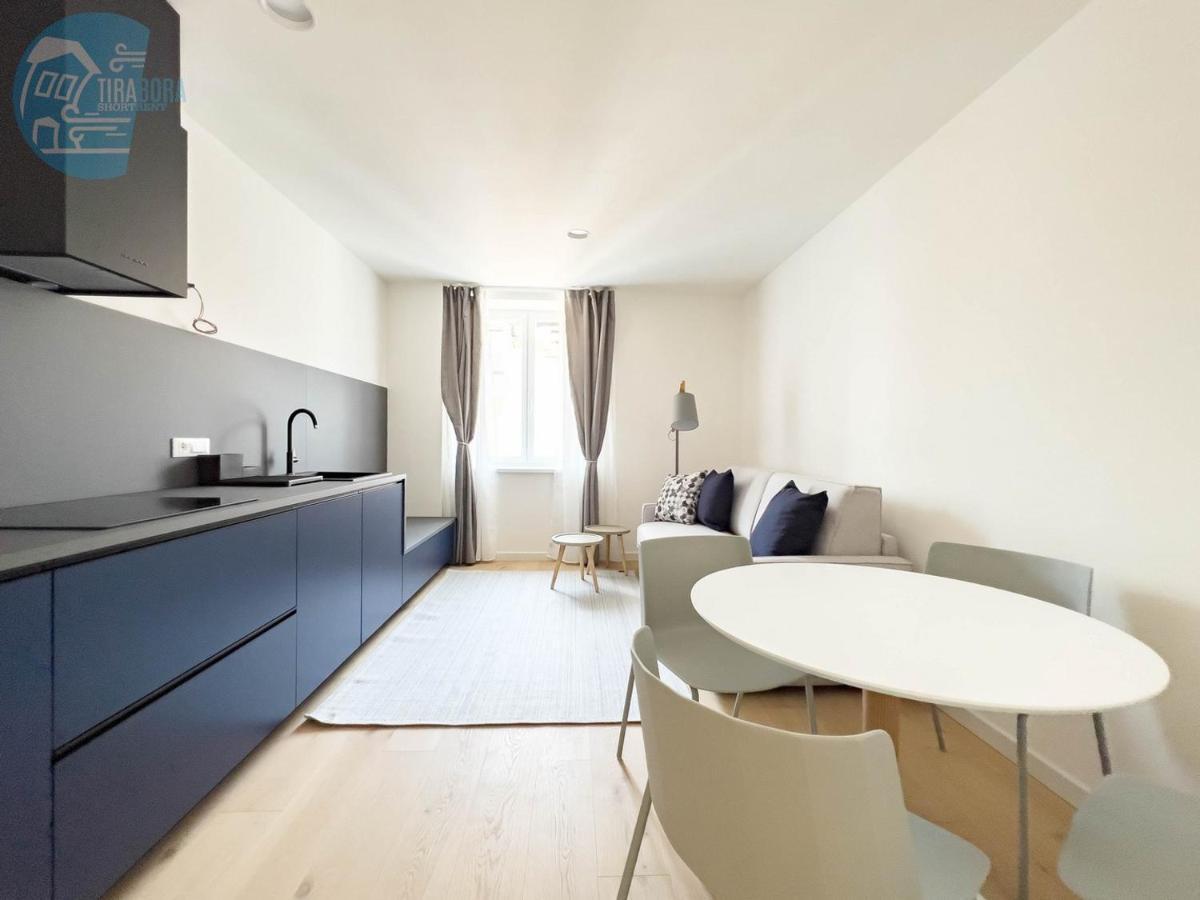 Slataper 19 Tirabora Short Rent Apartamento Trieste Exterior foto
